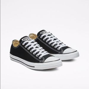 Converse Chuck Taylor All Star UNISEX LOW TOP SHOE